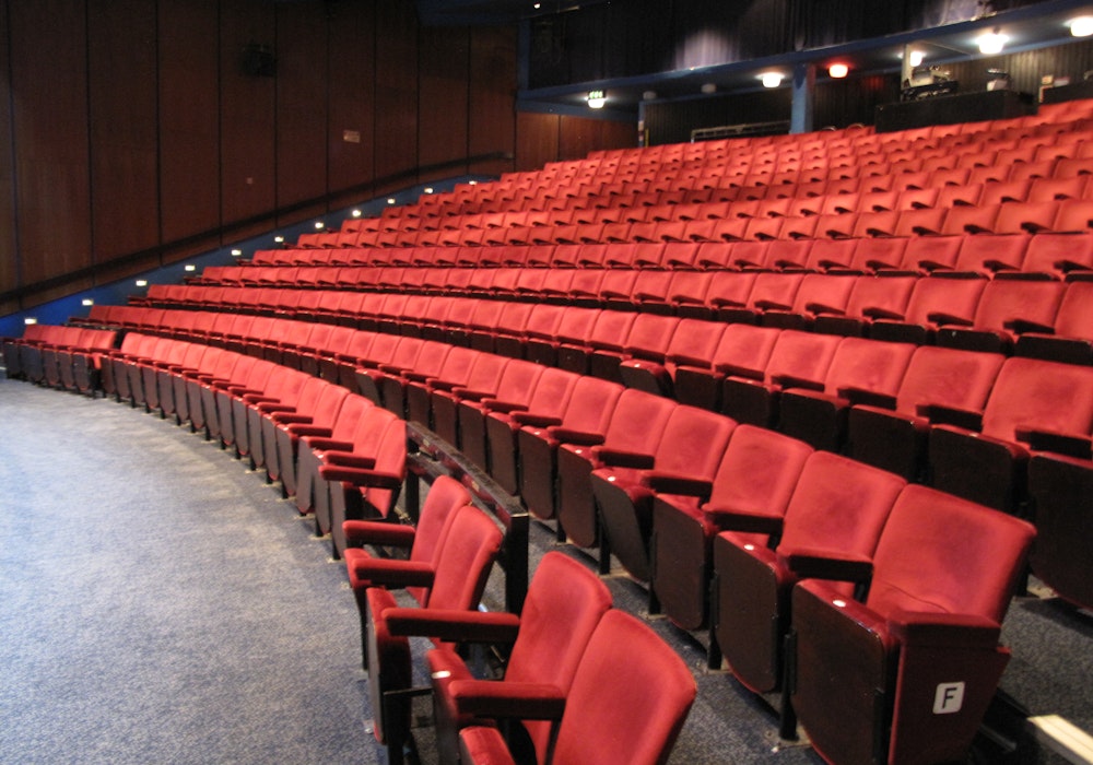 Queens Theatre, Hornchurch